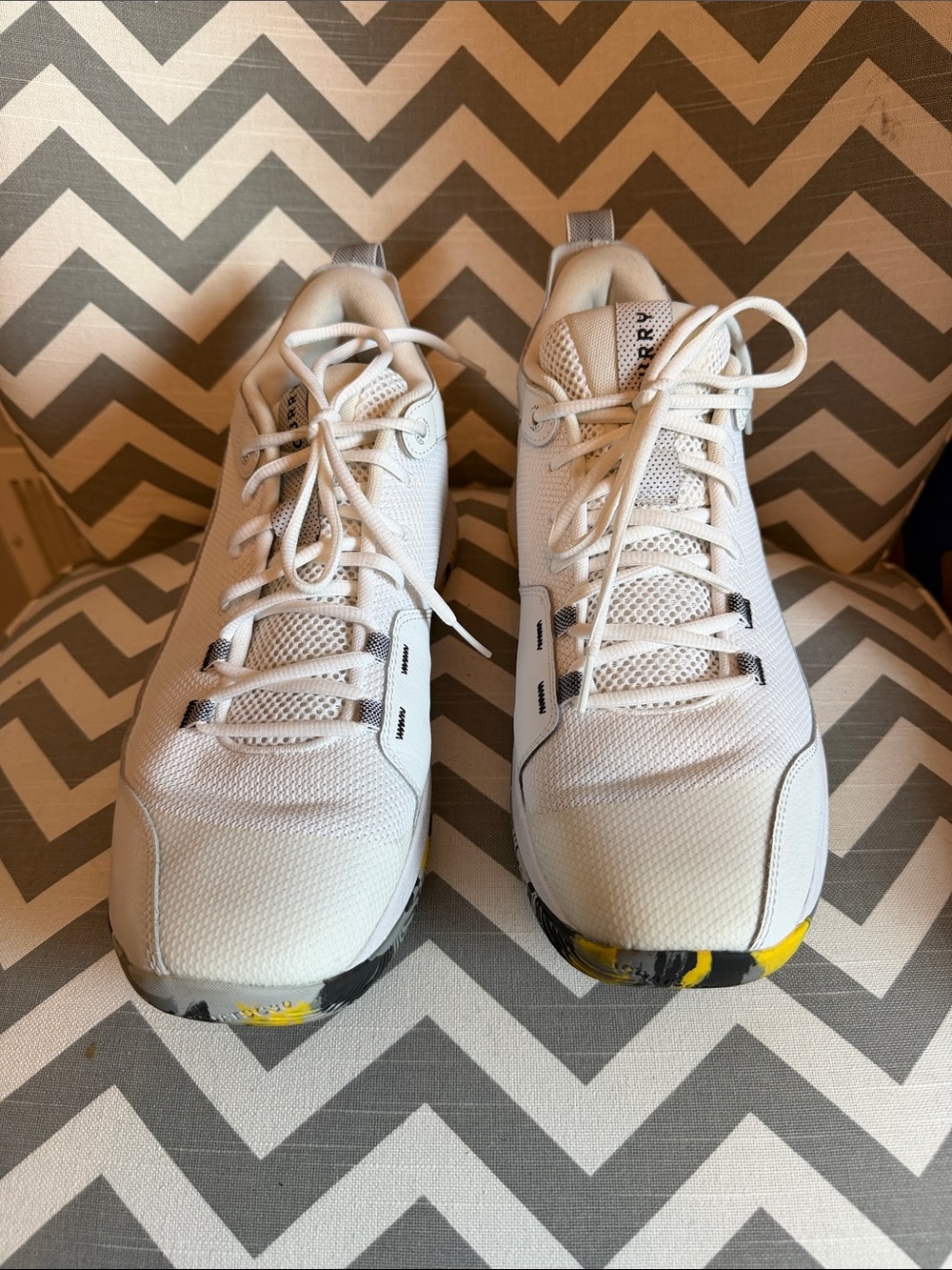 UA Curry White Men's Athletic Sneakers
